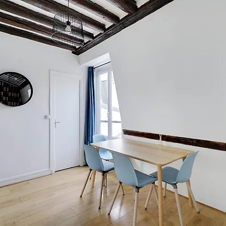 Appartamento Parisian Charm In The Heart Of The Marais ! *